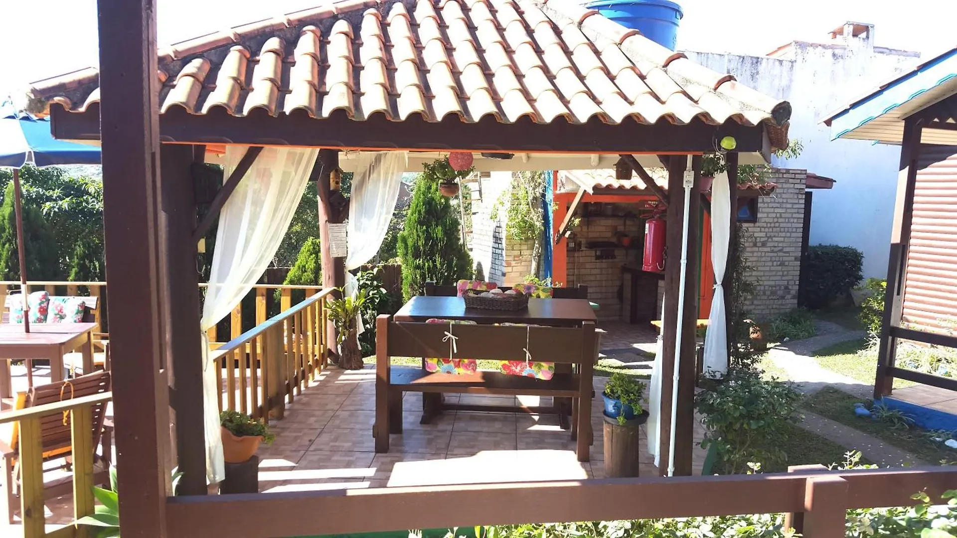 Guest house Residencial Emery Village Garopaba